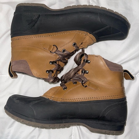 Magellan Outdoors Other - Magellan Outdoors Duck Boots 8